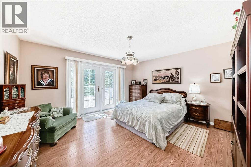 10737 Eamon Road NW, Calgary, Alberta  T3G 5H2 - Photo 15 - A2307479