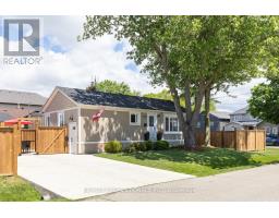 869 FIRST STREET, Mississauga, Ontario