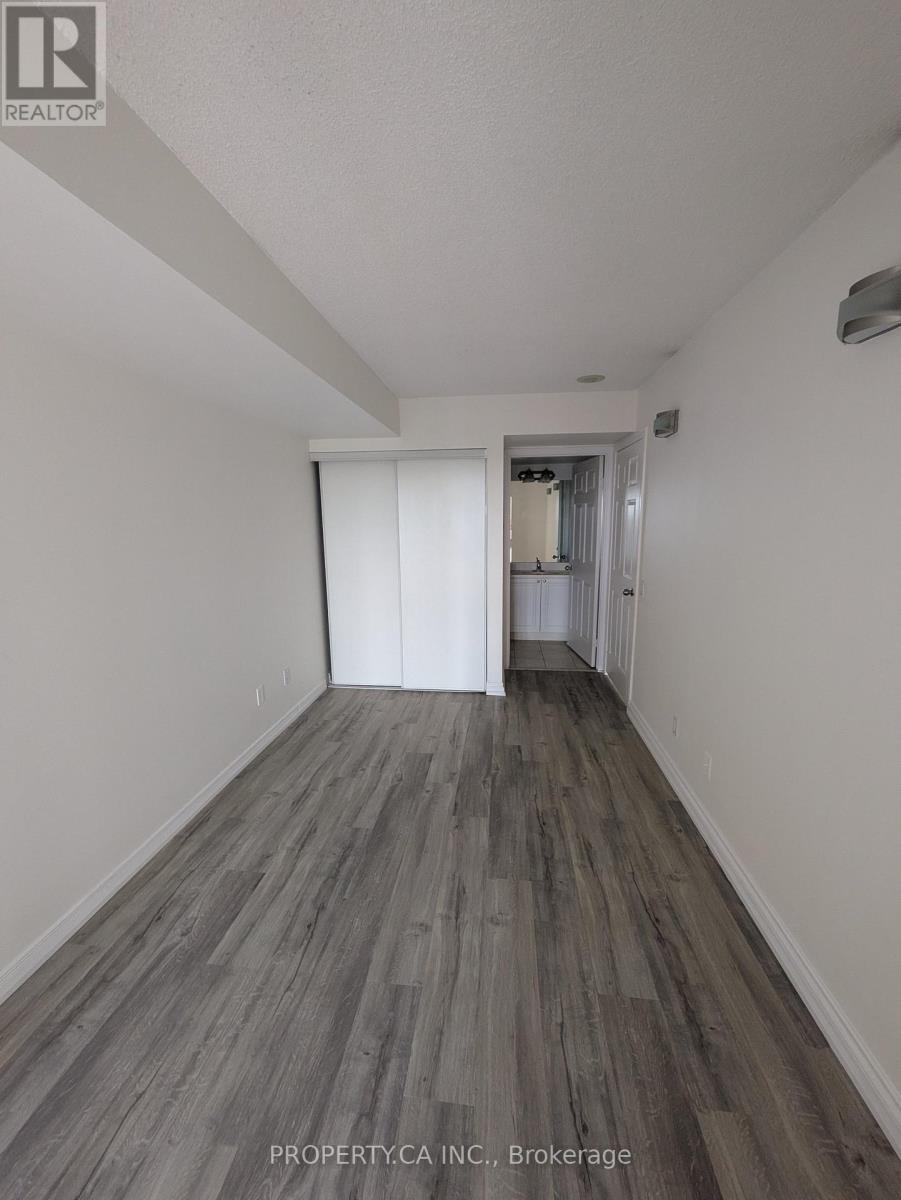 1906 - 30 Harrison Garden Boulevard, Toronto, Ontario  M2N 7A9 - Photo 4 - C13480466
