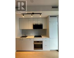 2402 - 7 GRENVILLE STREET, Toronto, Ontario