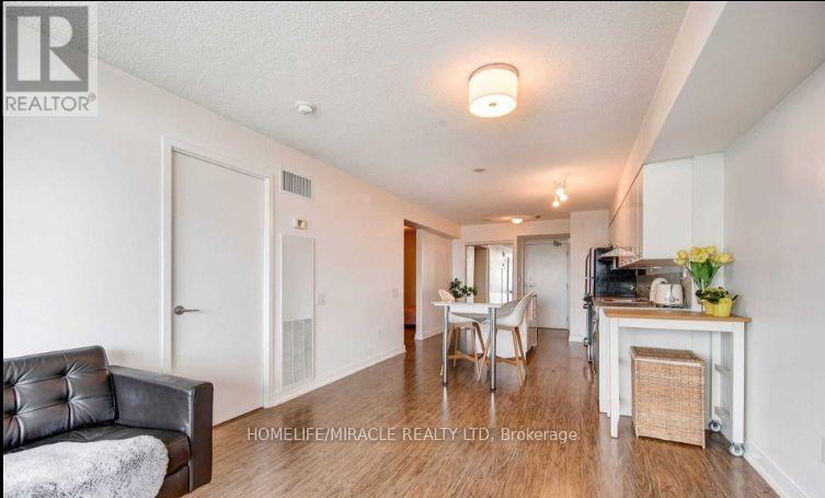 1001 - 33 Singer Court, Toronto, Ontario  M2K 0B4 - Photo 5 - C13480536