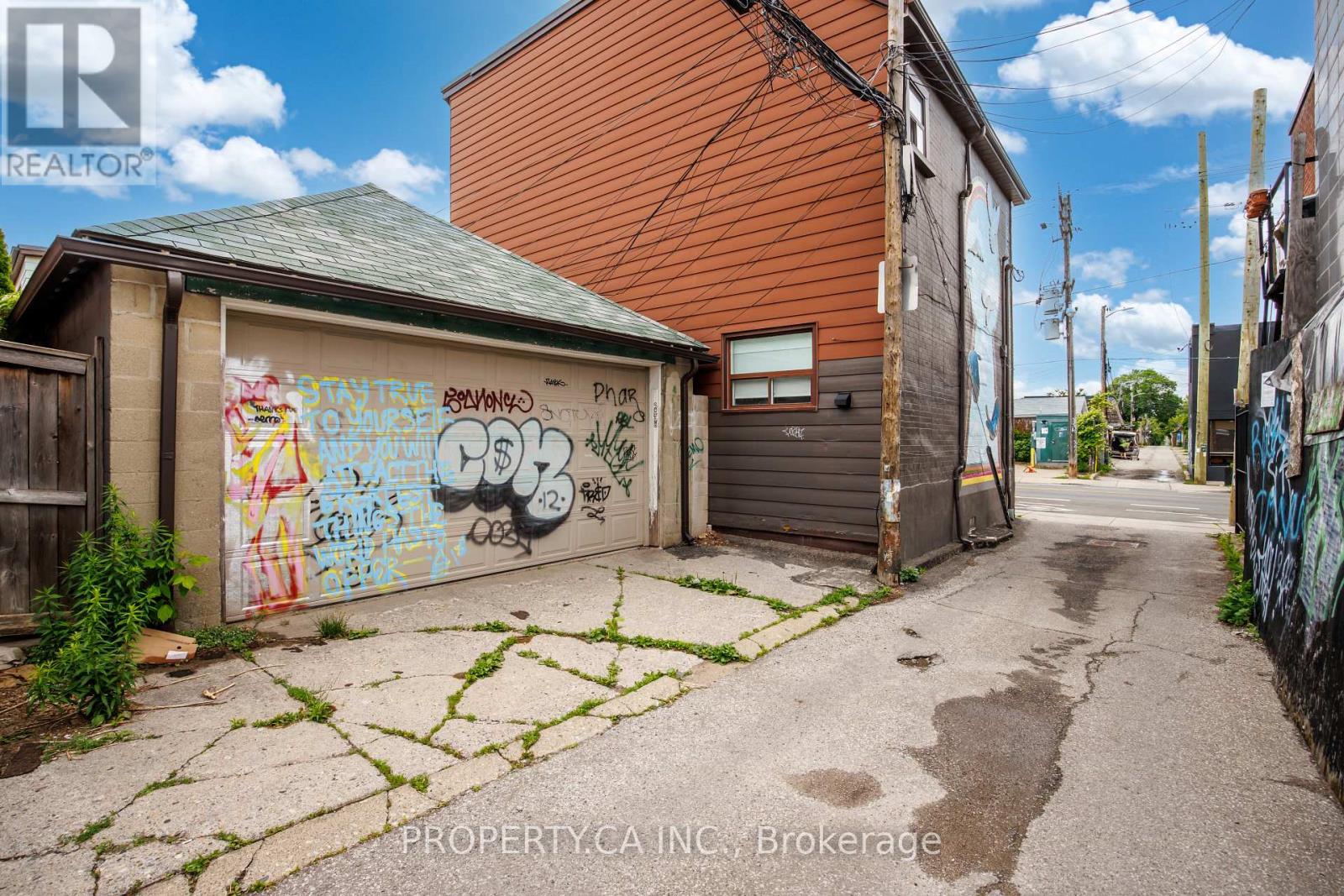 233 Clinton Street, Toronto, Ontario M6G 2Y4 - Photo 33 - C13480618