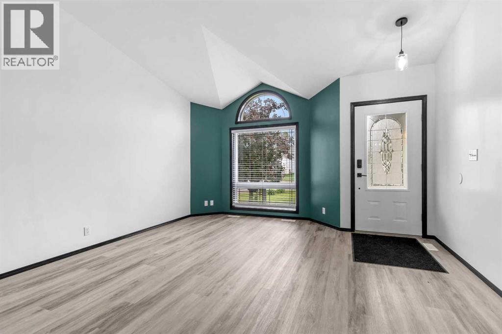 61 Premiere Crescent, Blackfalds, Alberta  T0M 0J0 - Photo 7 - A2323243