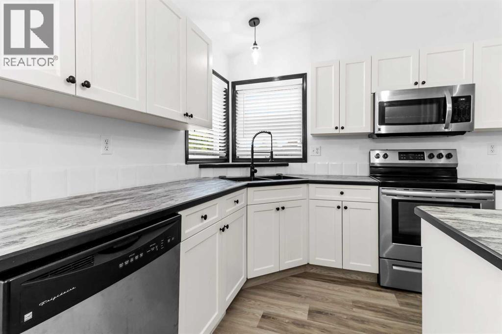 61 Premiere Crescent, Blackfalds, Alberta  T0M 0J0 - Photo 10 - A2323243