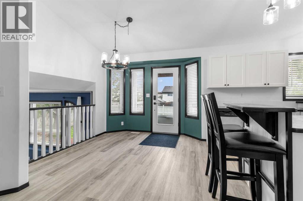 61 Premiere Crescent, Blackfalds, Alberta  T0M 0J0 - Photo 9 - A2323243