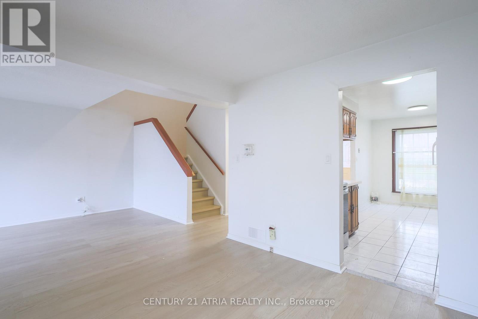Main - 113 Purvis Crescent, Toronto, Ontario  M1B 1H8 - Photo 10 - E13480380