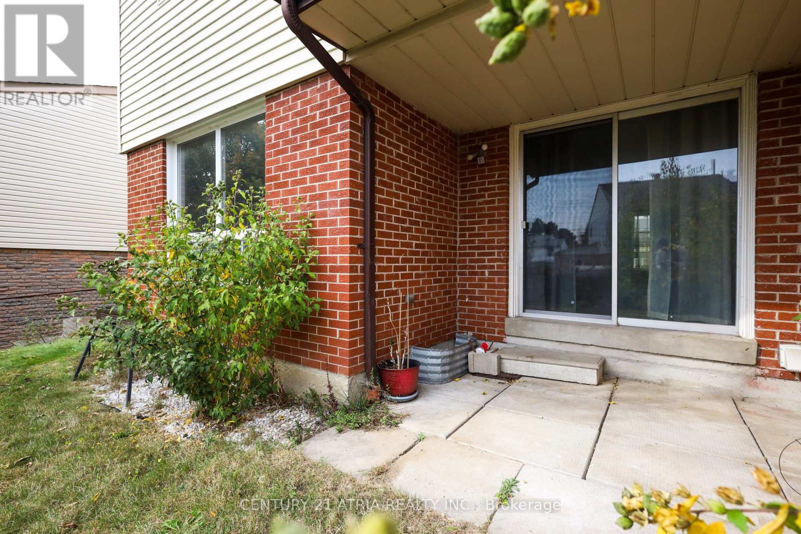 Main - 113 Purvis Crescent, Toronto, Ontario  M1B 1H8 - Photo 35 - E13480380