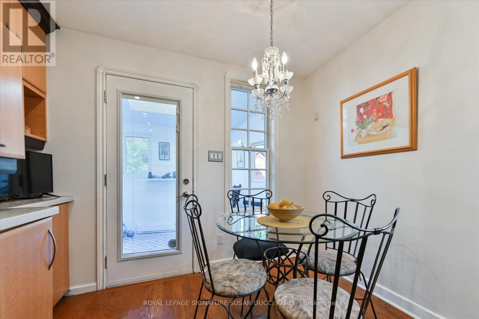 33 Plaxton Drive, Toronto, Ontario  M4B 2P6 - Photo 9 - E13480478
