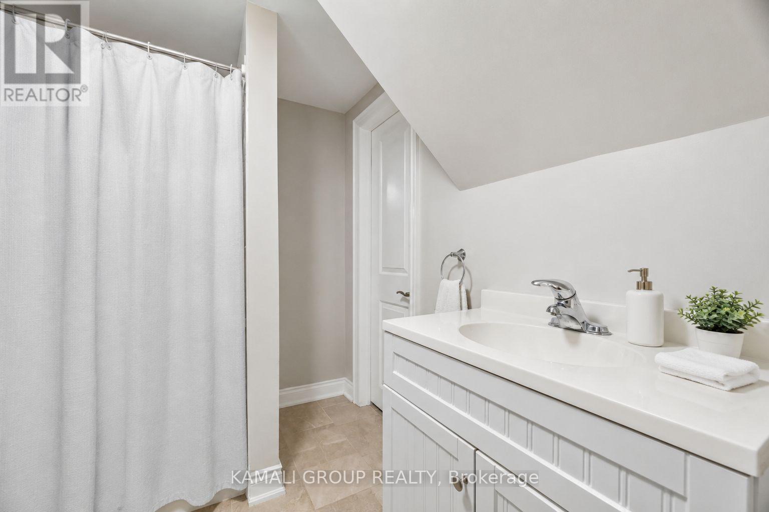 Bsmt - 580 Capilano Crescent, Oshawa, Ontario  L1H 7V2 - Photo 9 - E13480620