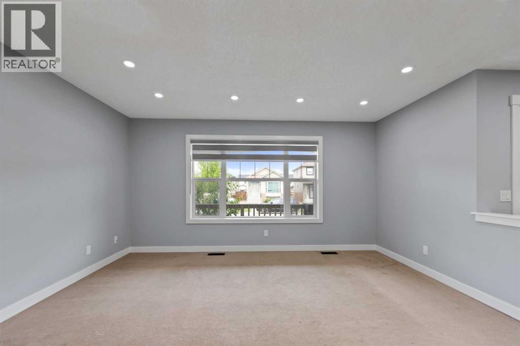 11 Saddlebrook Gardens Ne, Calgary, Alberta  T3J 5M7 - Photo 10 - A2318358