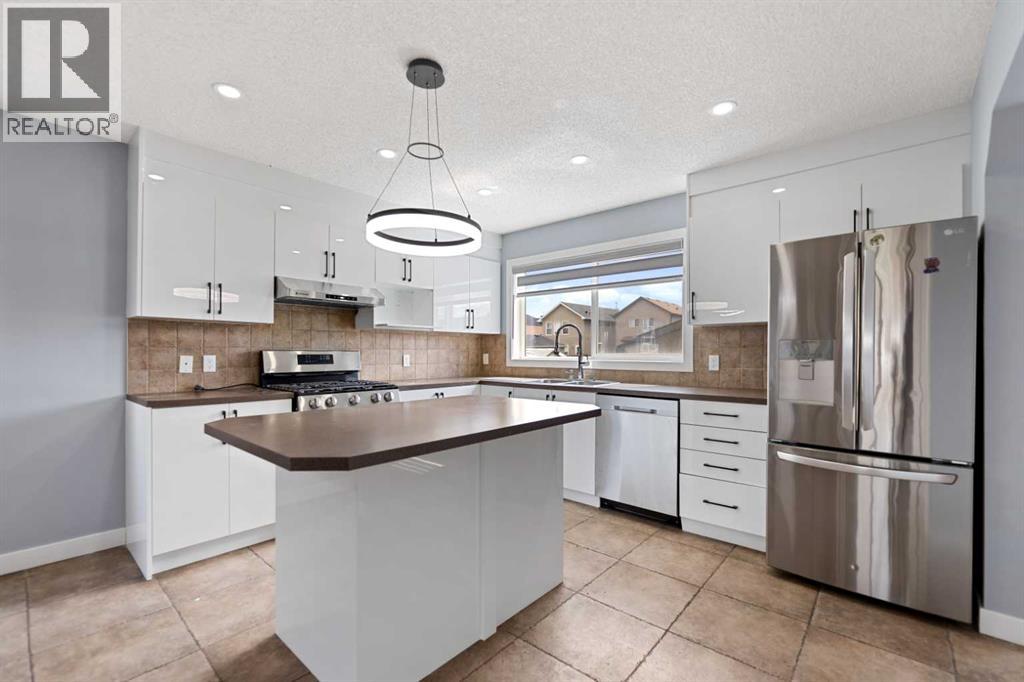 11 Saddlebrook Gardens Ne, Calgary, Alberta  T3J 5M7 - Photo 15 - A2318358