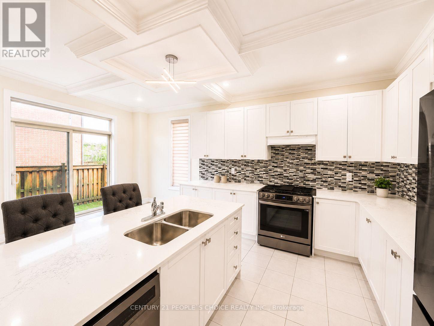 64 Coldwell Bay Circle, Vaughan, Ontario  L4H 5E9 - Photo 22 - N13480400