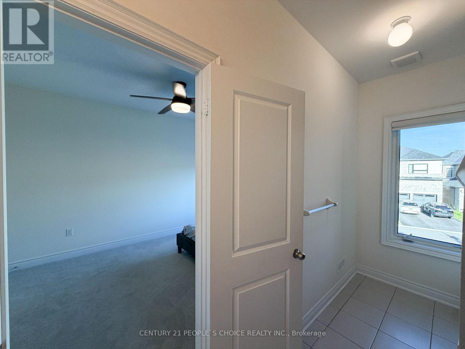 64 Coldwell Bay Circle, Vaughan, Ontario  L4H 5E9 - Photo 28 - N13480400