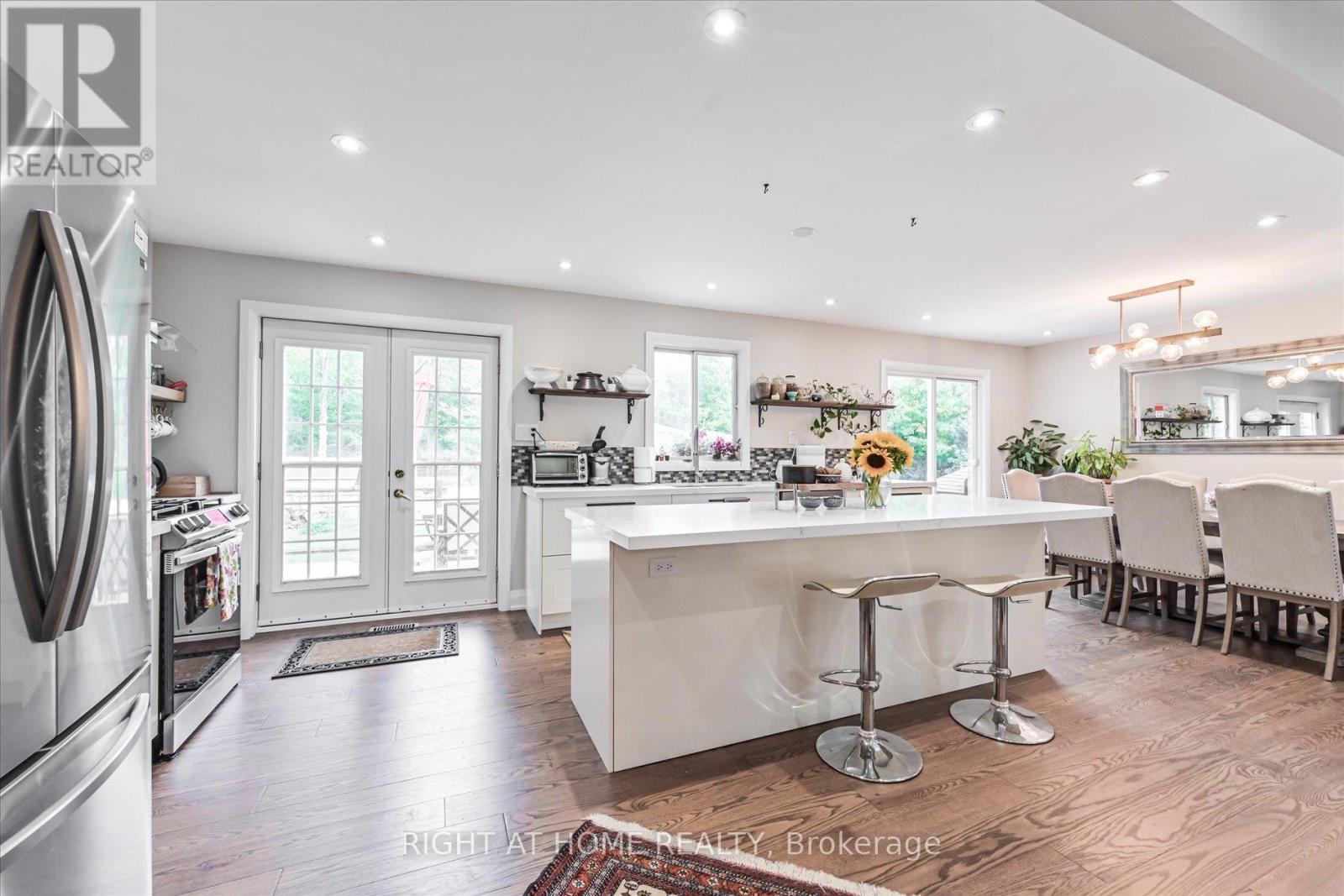 30 French Crescent, East Gwillimbury, Ontario L9N 1J8 - Photo 6 - N13480468