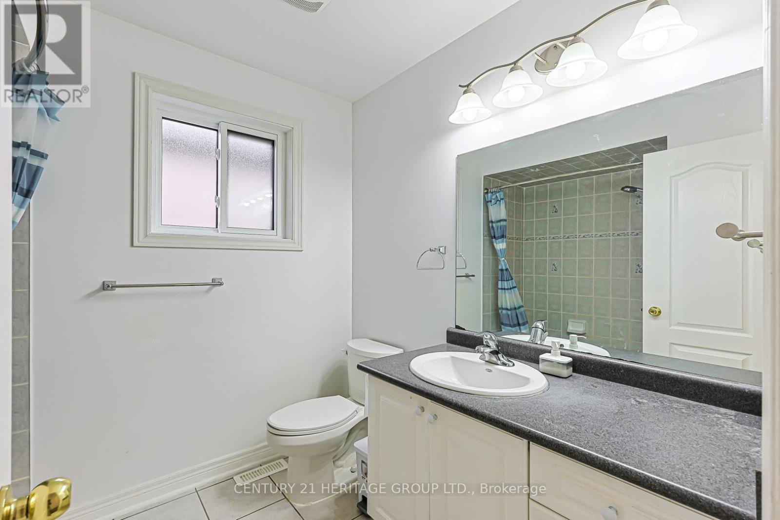 24 Smith Street, Bradford West Gwillimbury (Bradford), Ontario  L3Z 3C9 - Photo 12 - N13480534