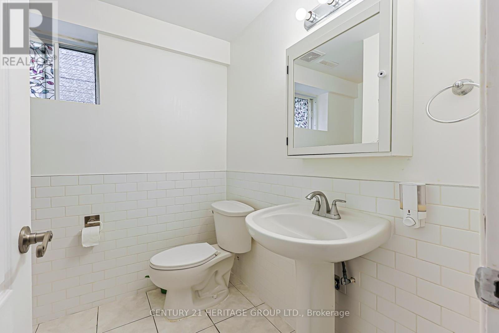 24 Smith Street, Bradford West Gwillimbury (Bradford), Ontario  L3Z 3C9 - Photo 19 - N13480534