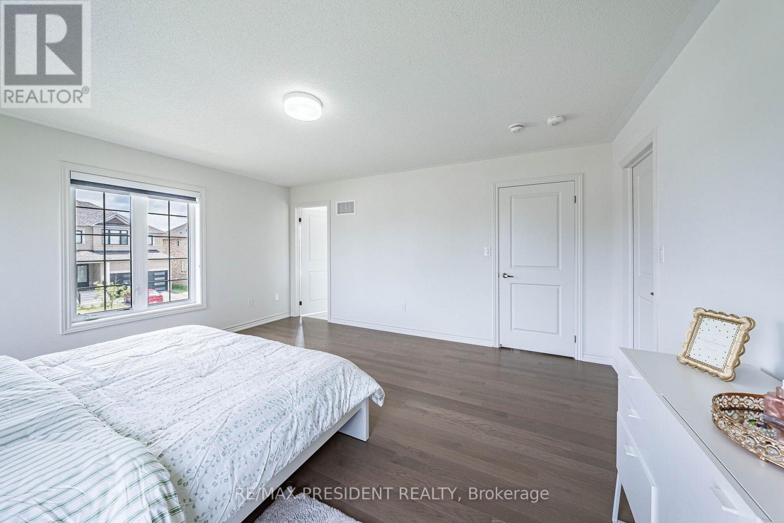 Unknown Address, ,    - Photo 23 - N13480594