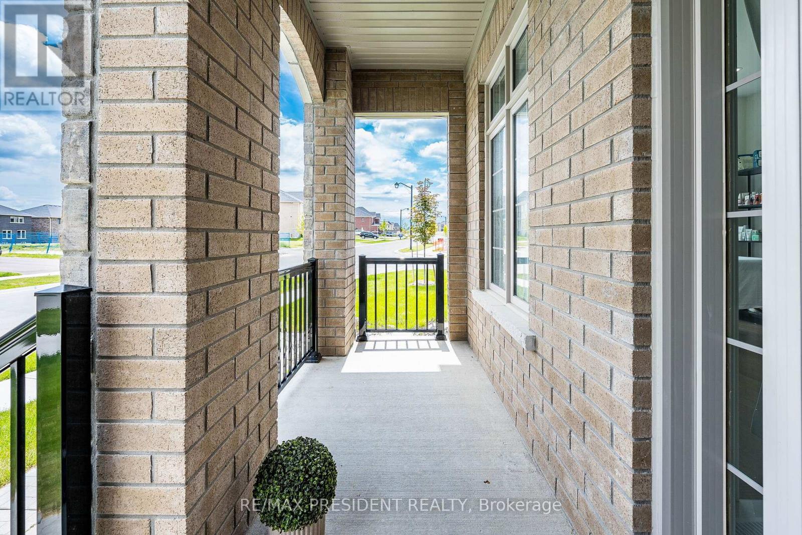 2 Hawthorns Gardens, Adjala-Tosorontio (Colgan), Ontario  L0G 1W0 - Photo 6 - N13480630