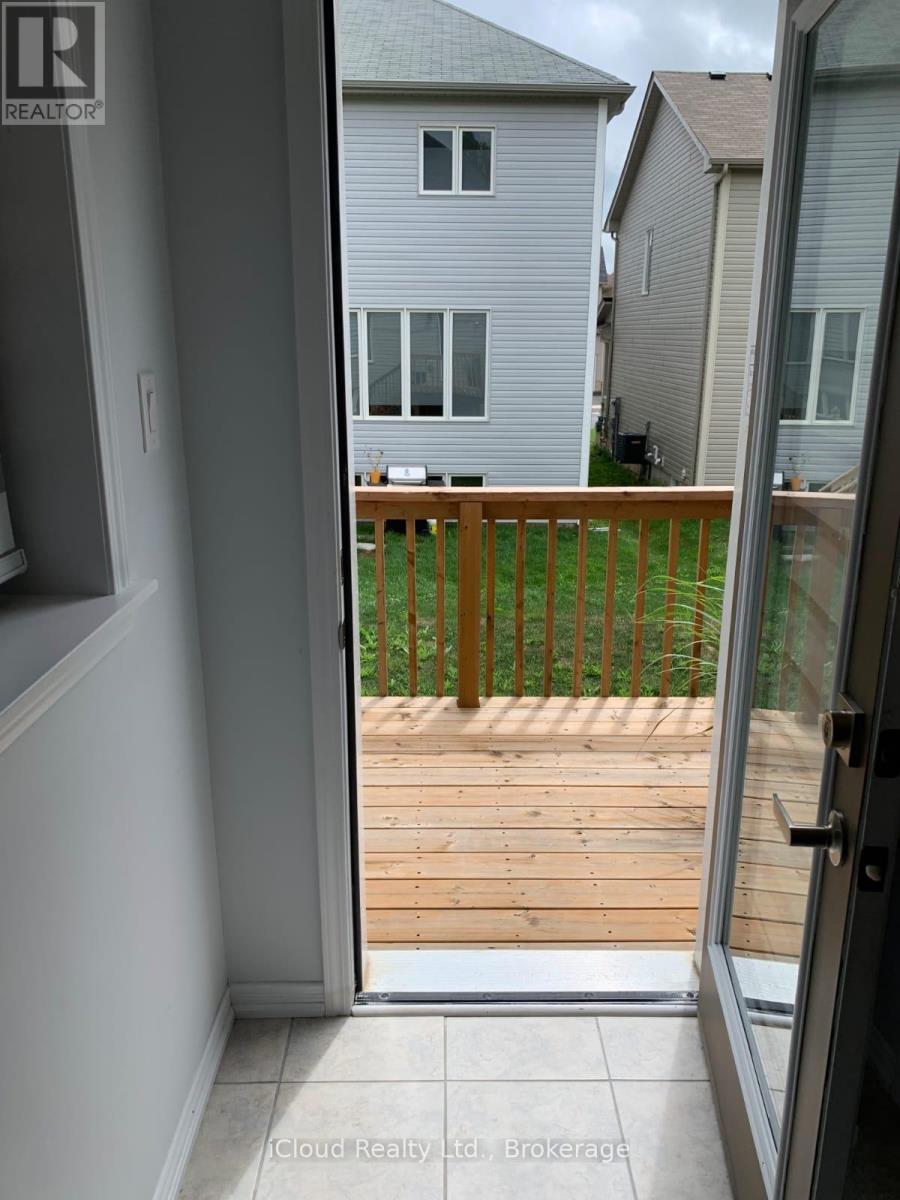 8678 Chickory Trail, Niagara Falls, Ontario  L2H 3S5 - Photo 11 - X13471346