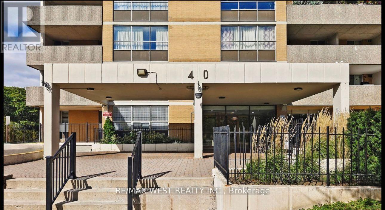 106 - 40 Panorama Court, Toronto, Ontario  M9V 4M1 - Photo 2 - W13480448