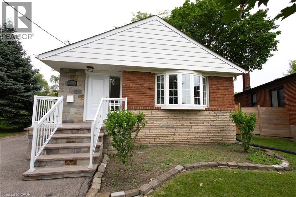 25 ALLONSIUS Drive Unit# Main, Etobicoke, Ontario