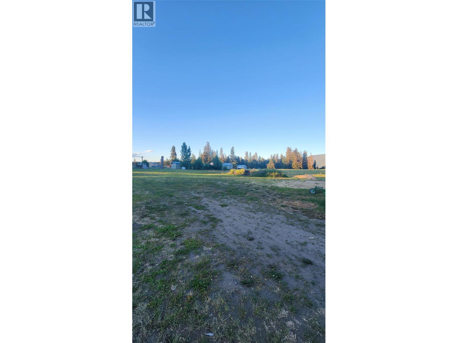 4420 Schubert Road, Spallumcheen, British Columbia  V0E 1B4 - Photo 6 - 10391978