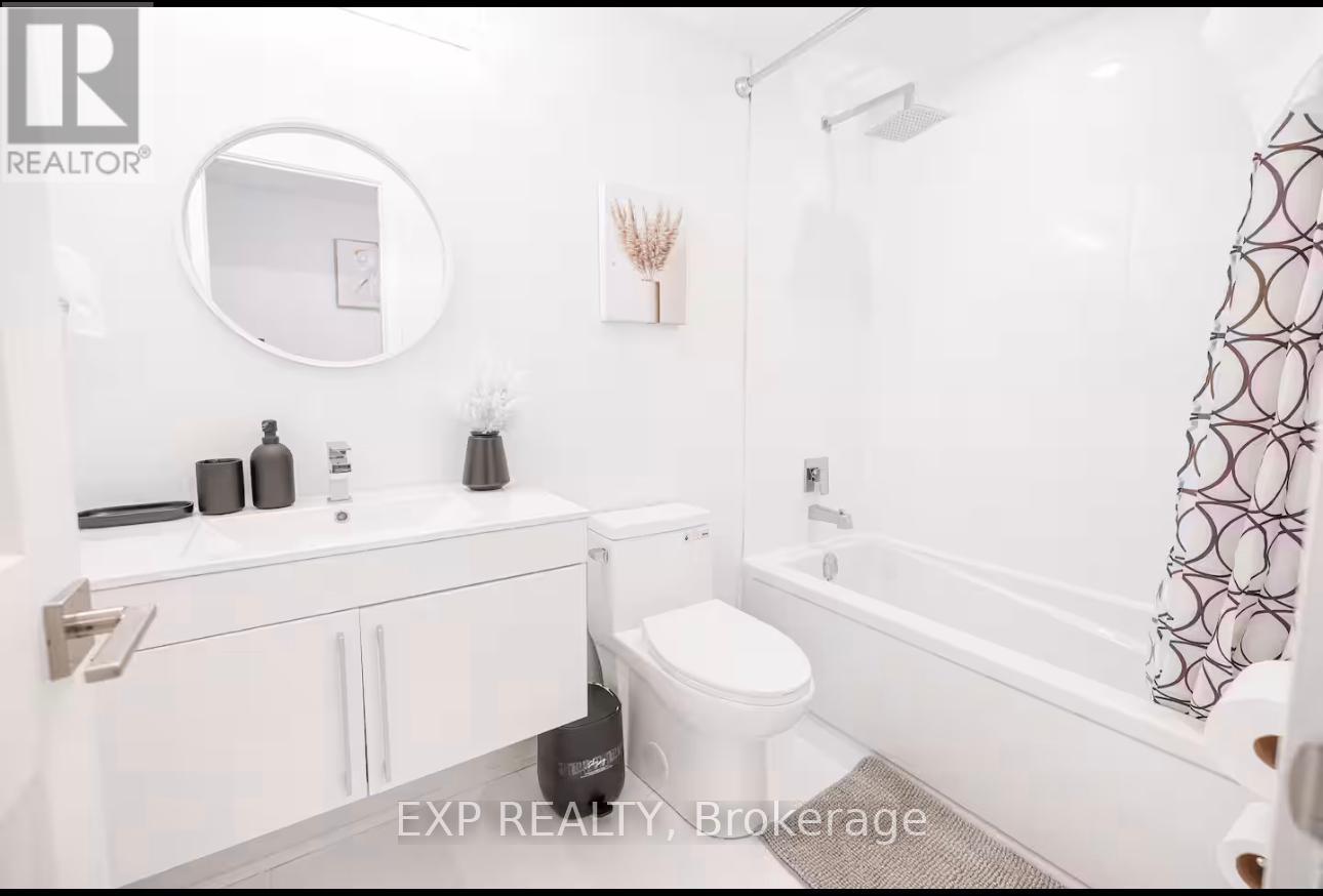206 - 6065 Mcleod Road, Niagara Falls, Ontario  L2G 0Z7 - Photo 3 - X13480374