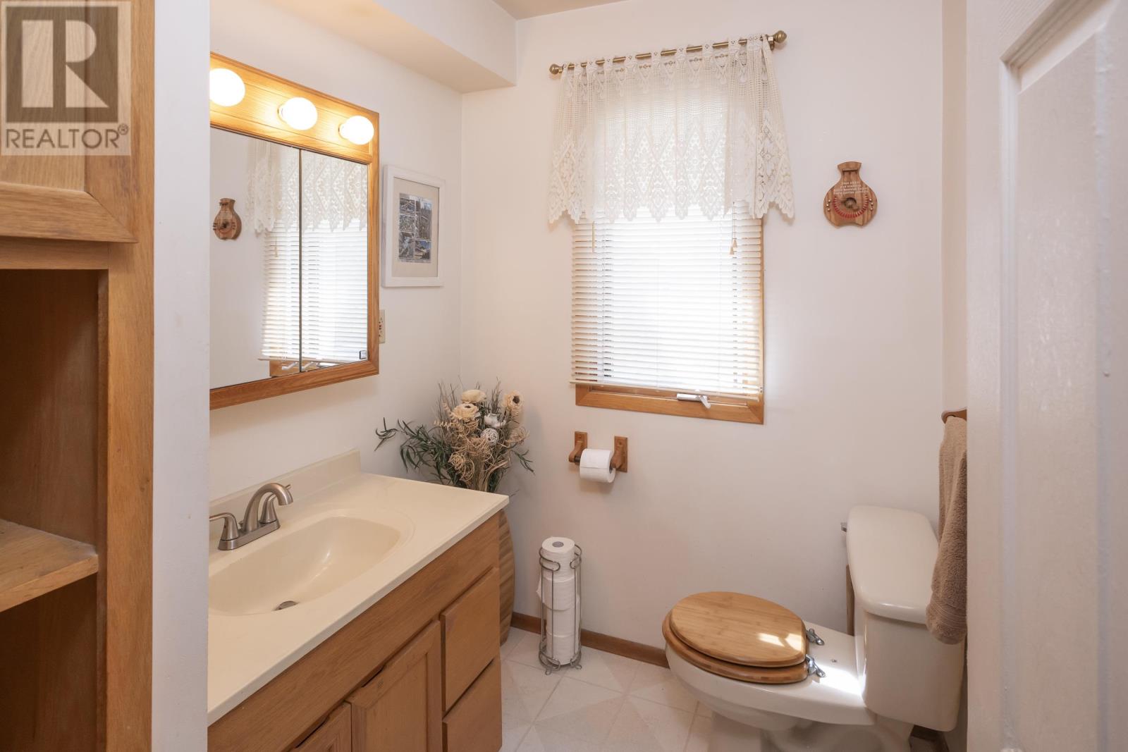 505 Oliver Rd, Thunder Bay, Ontario  P7B 2G9 - Photo 10 - TB2601646