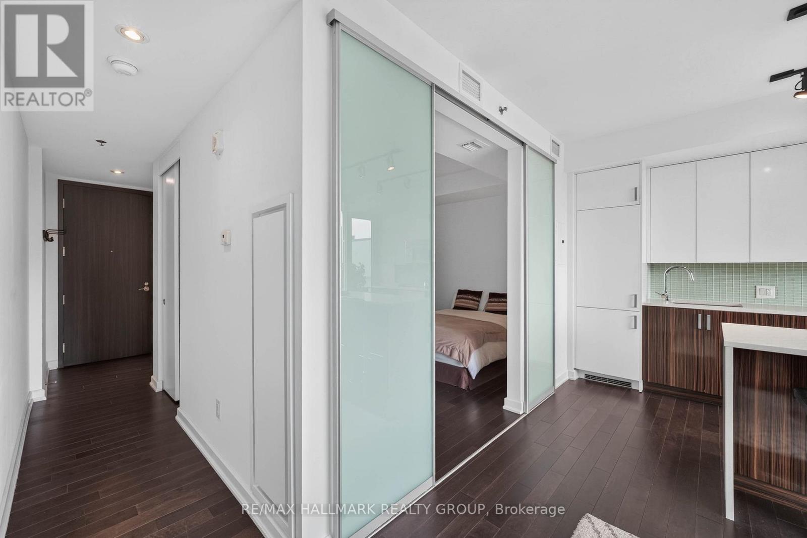 407 - 300 Lisgar Street, Ottawa, Ontario  K2P 0E2 - Photo 4 - X13480780