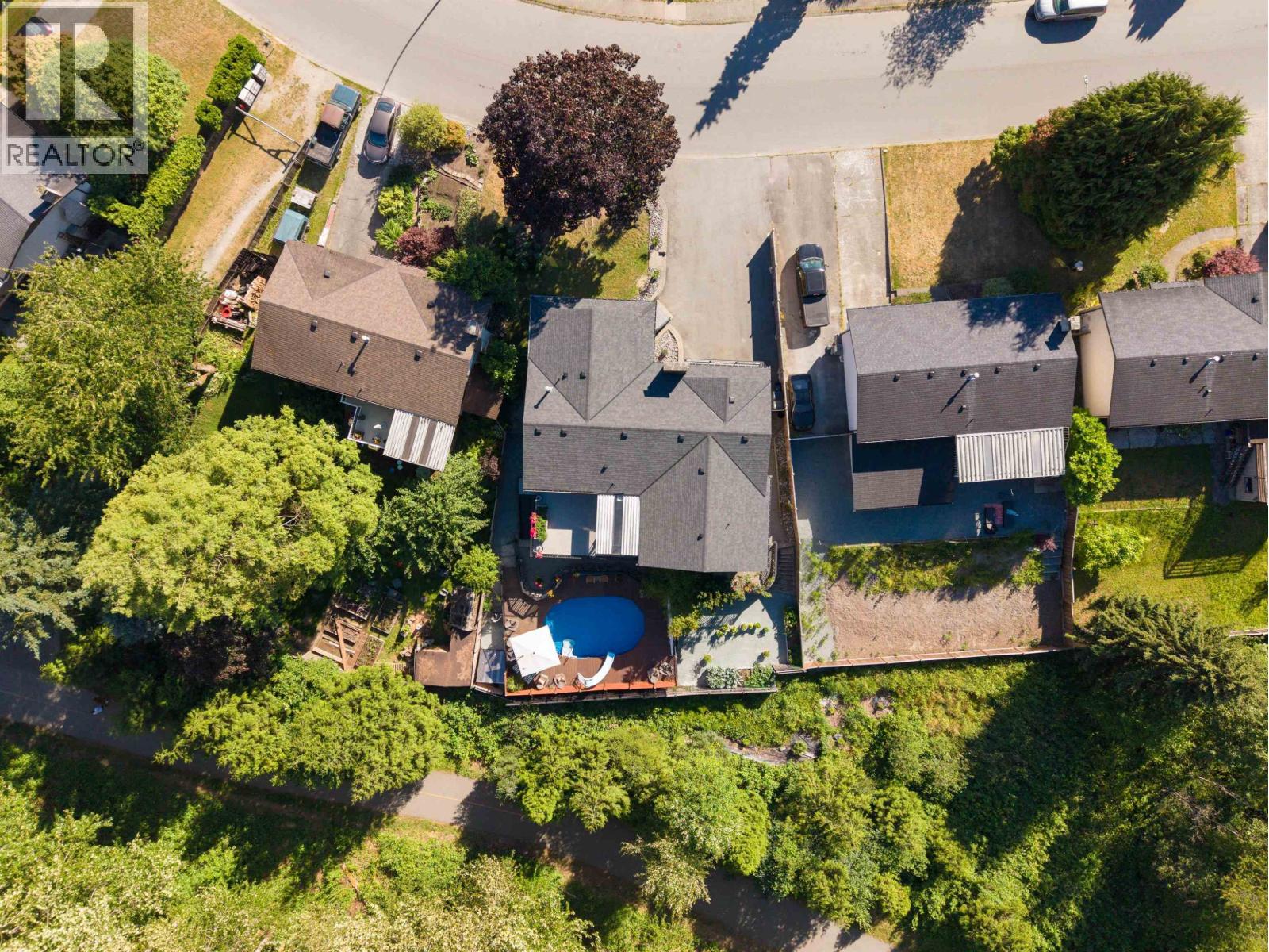 19865 N Wildwood Crescent, Pitt Meadows, British Columbia  V3Y 1M8 - Photo 38 - R3138409