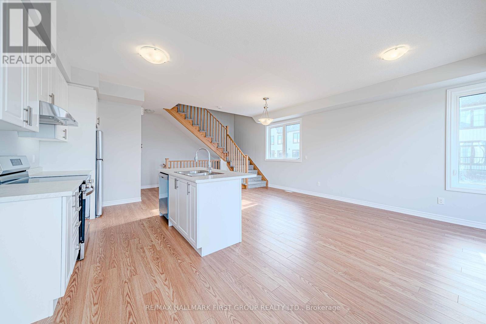1220 Greentree Path, Oshawa, Ontario  L1L 0X1 - Photo 13 - E13480782