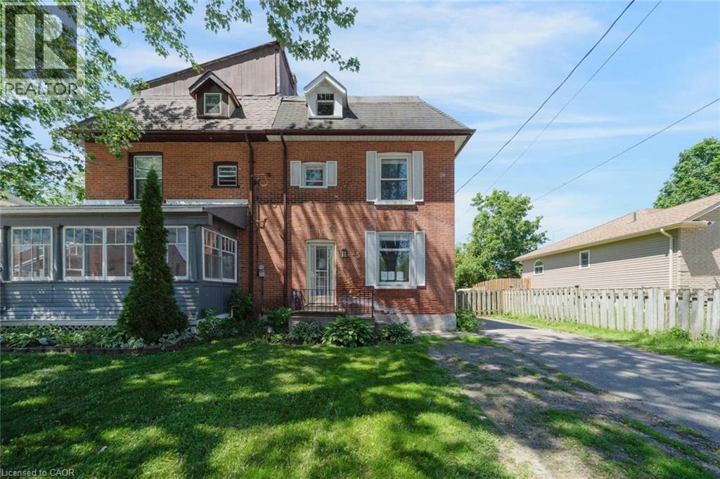 15 GEORGE Street N, Omemee, Ontario
