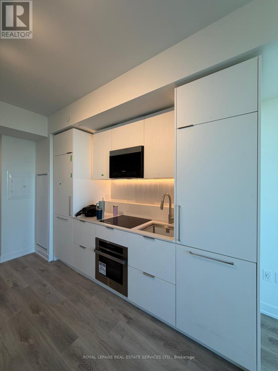 3110 - 1 Fairview Road E, Mississauga, Ontario  L5A 4C6 - Photo 4 - W13480658