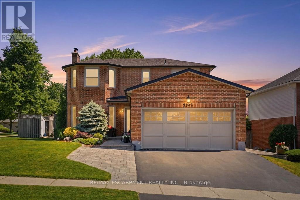2193 BADER CRESCENT, Burlington, Ontario
