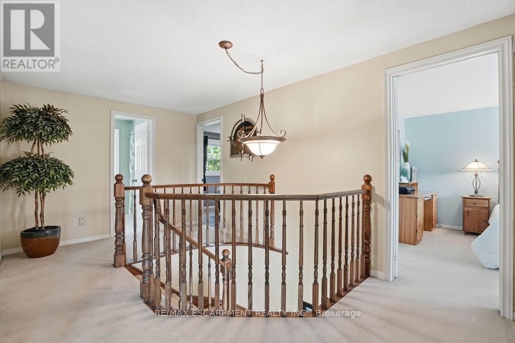 2193 Bader Crescent, Burlington, Ontario L7P 4N5 - Photo 23 - W13480680