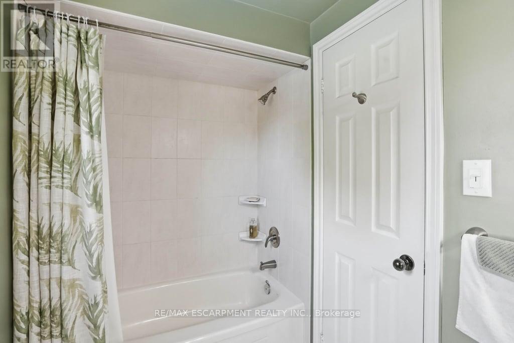 2193 Bader Crescent, Burlington, Ontario L7P 4N5 - Photo 27 - W13480680