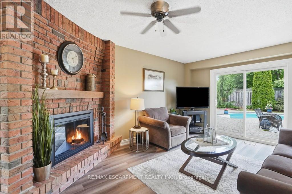 2193 Bader Crescent, Burlington, Ontario L7P 4N5 - Photo 8 - W13480680