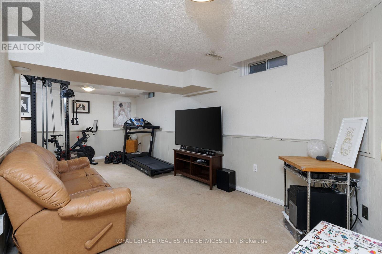 2358 Holyhead Drive, Burlington, Ontario  L7P 3V3 - Photo 28 - W13480724