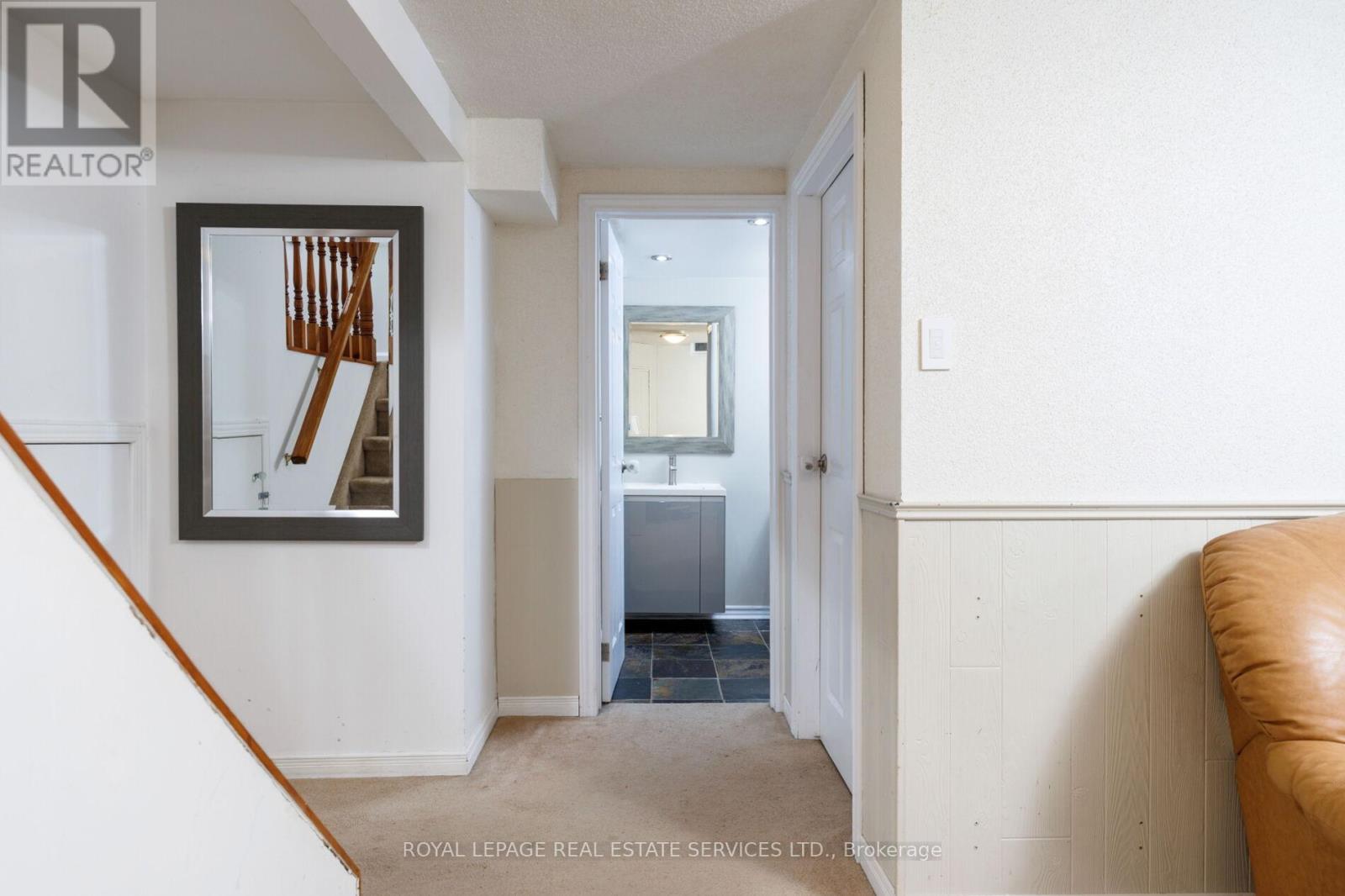 2358 Holyhead Drive, Burlington, Ontario  L7P 3V3 - Photo 32 - W13480724