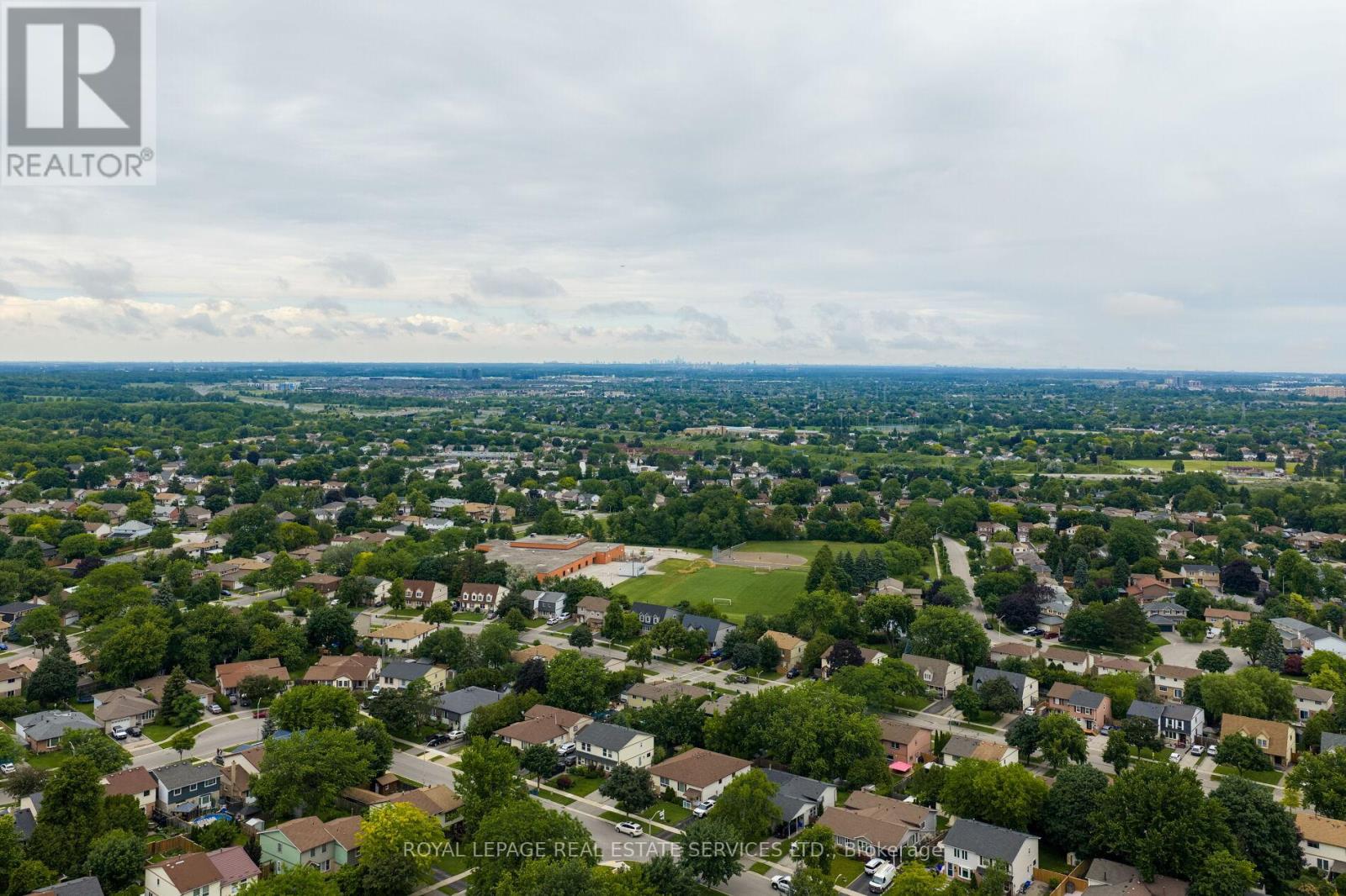 2358 Holyhead Drive, Burlington, Ontario  L7P 3V3 - Photo 44 - W13480724