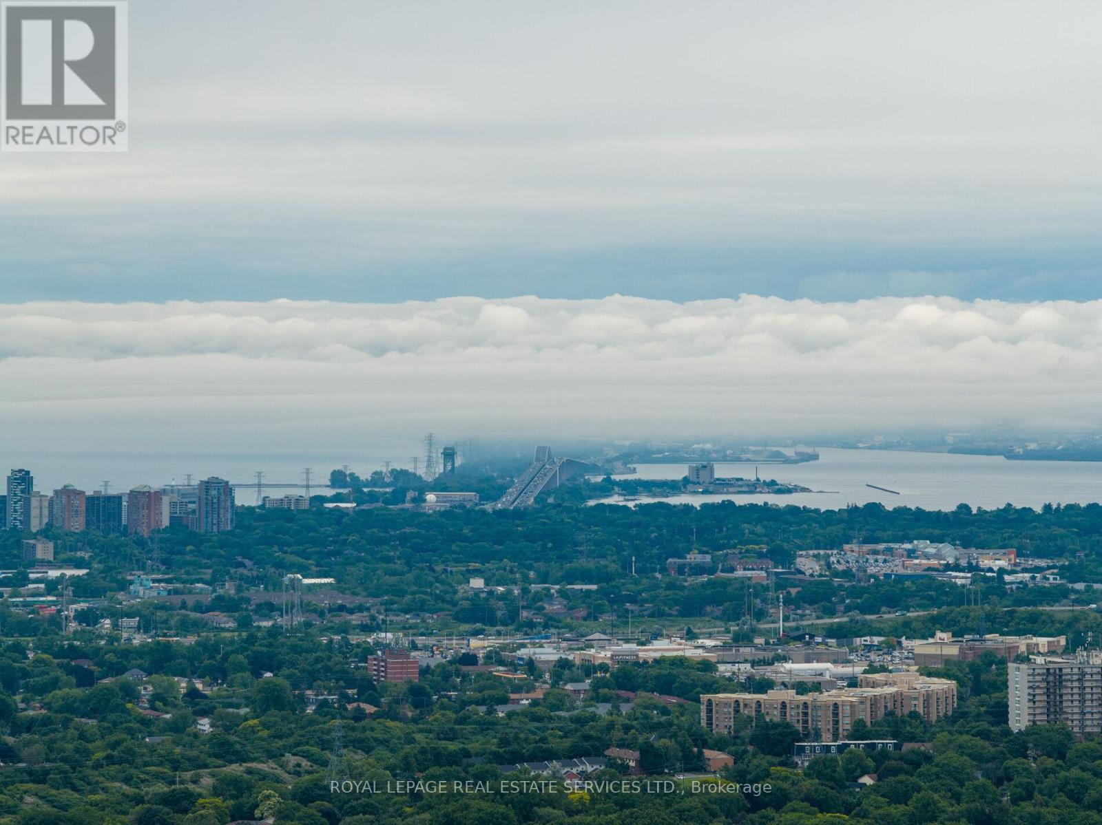 2358 Holyhead Drive, Burlington, Ontario  L7P 3V3 - Photo 48 - W13480724