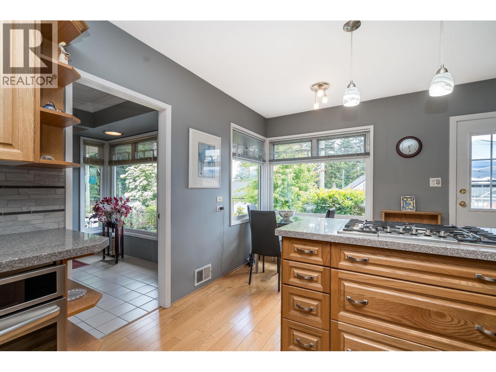 324 Churchill Avenue, New Westminster, British Columbia  V3L 4P6 - Photo 16 - R3138508