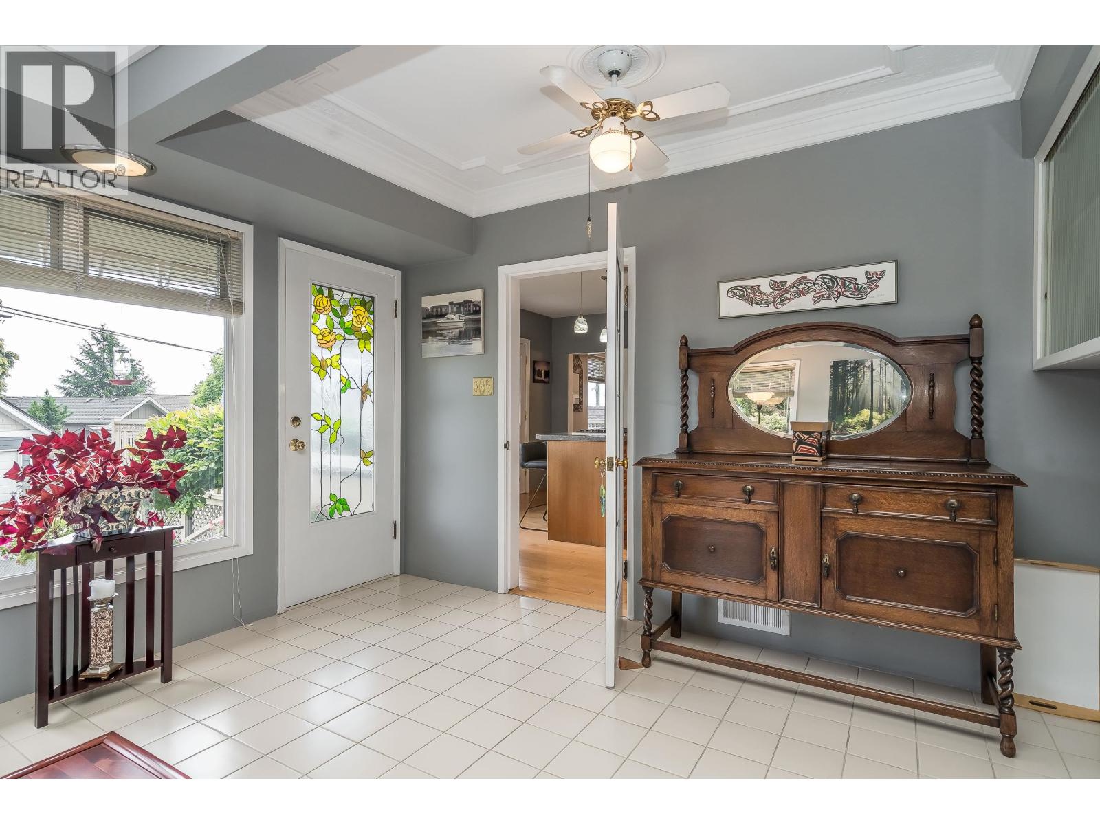324 Churchill Avenue, New Westminster, British Columbia  V3L 4P6 - Photo 14 - R3138508