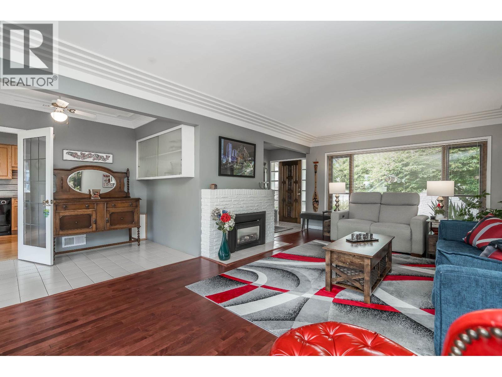 324 Churchill Avenue, New Westminster, British Columbia  V3L 4P6 - Photo 11 - R3138508