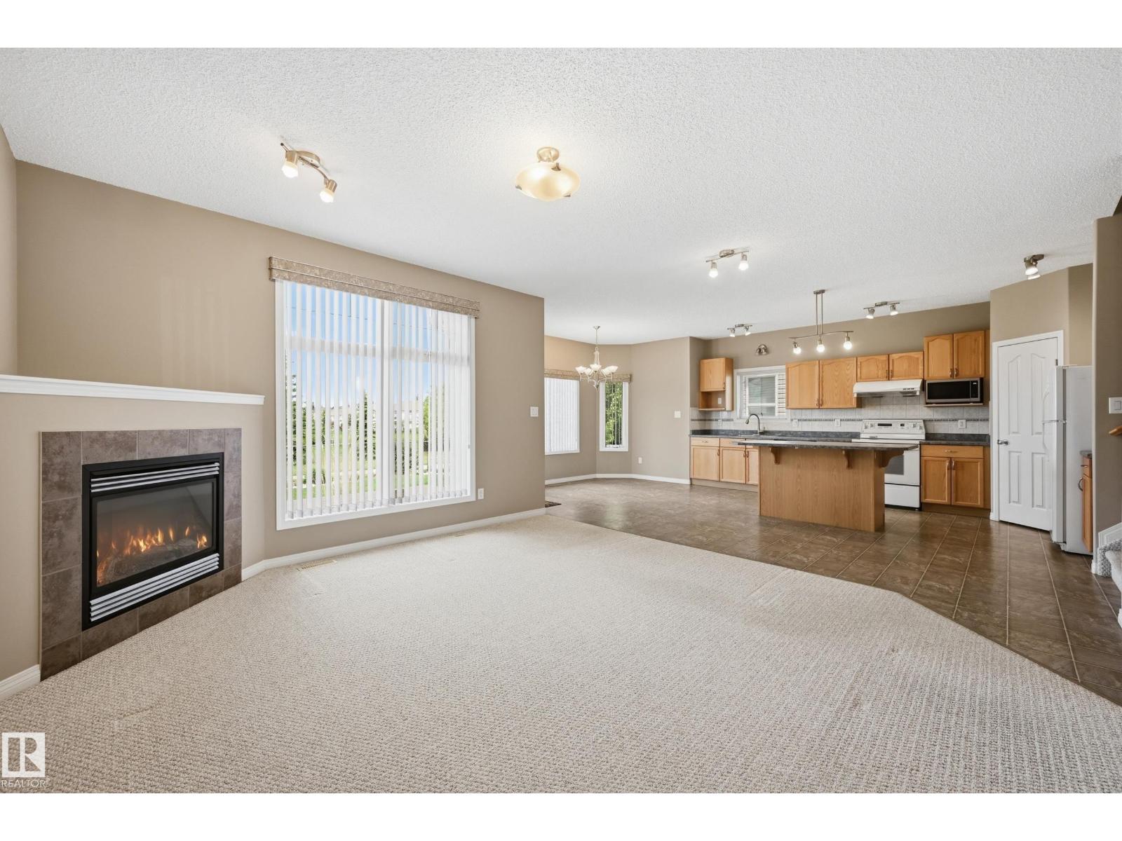 7460 Singer Ld NW, Edmonton, Alberta  T6R 3S3 - Photo 12 - E4495242
