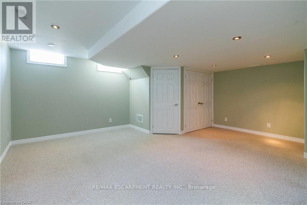 137 Windwood Drive, Hamilton, Ontario  L0R 1C0 - Photo 17 - X13480716