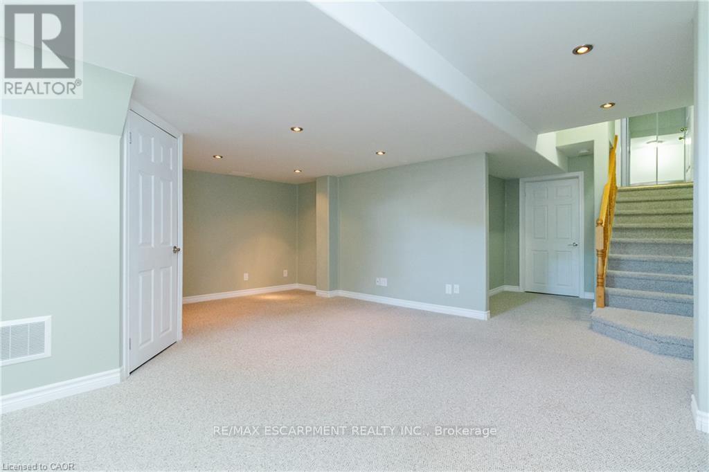 137 Windwood Drive, Hamilton, Ontario  L0R 1C0 - Photo 18 - X13480716