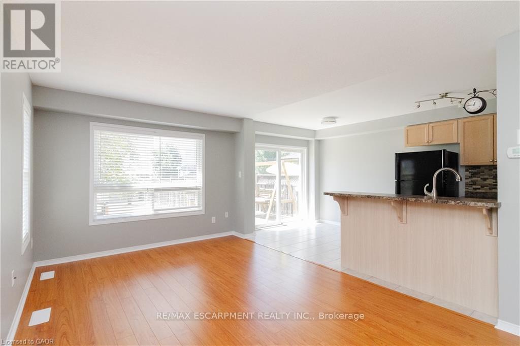 137 Windwood Drive, Hamilton, Ontario  L0R 1C0 - Photo 2 - X13480716