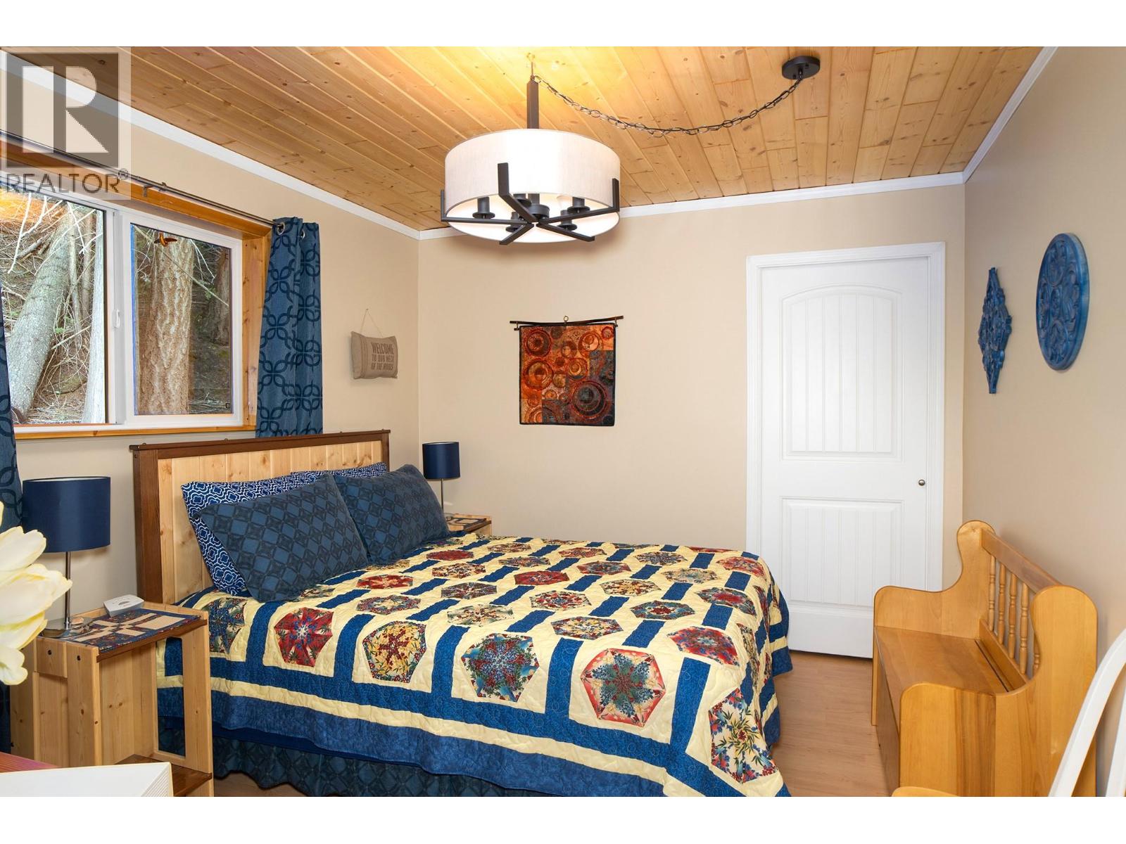 12806 3a Highway, Boswell, British Columbia  V0B 1A0 - Photo 15 - 10392292