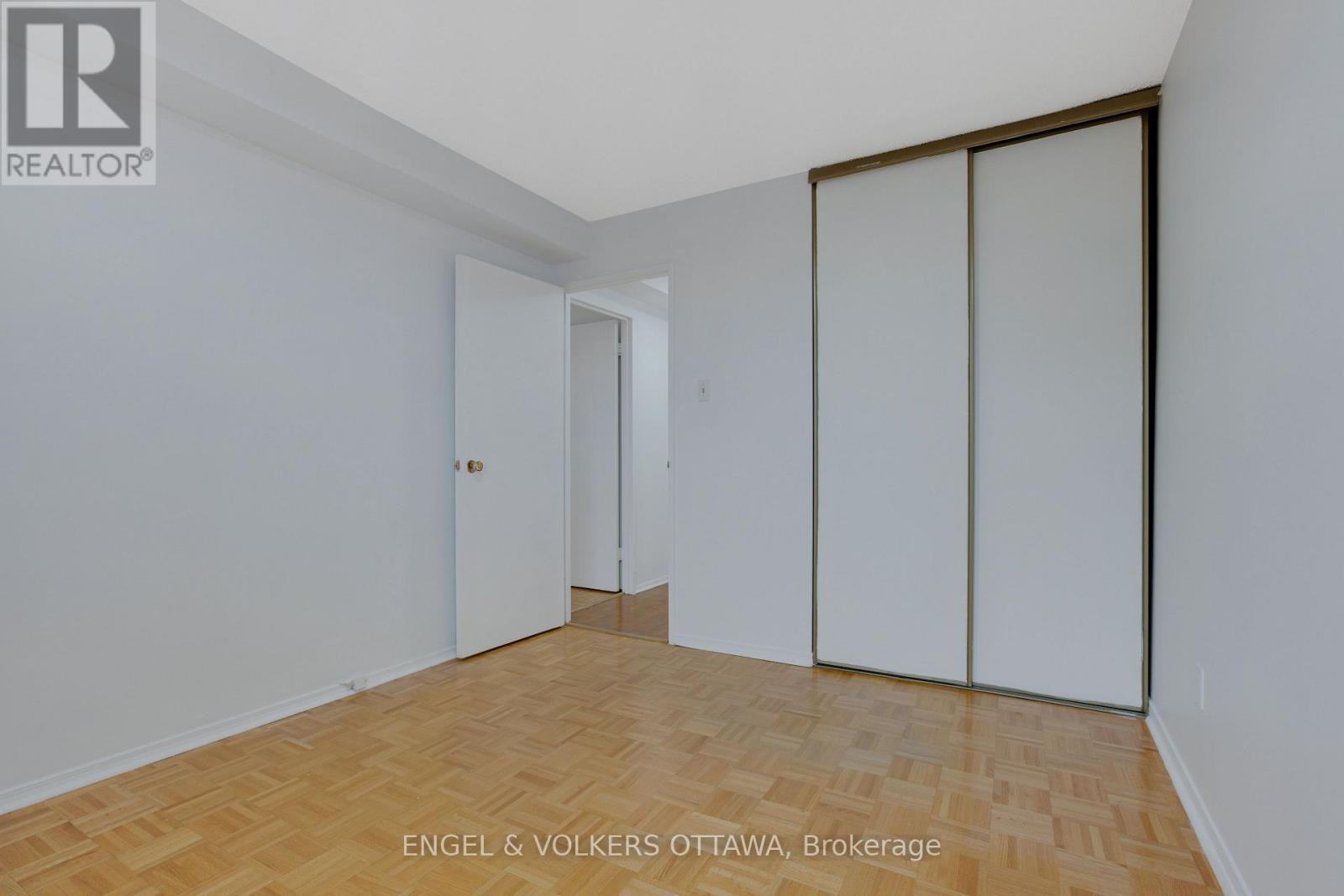 301 - 665 Bathgate Drive, Ottawa, Ontario K1K 3Y4 - Photo 18 - X13466512